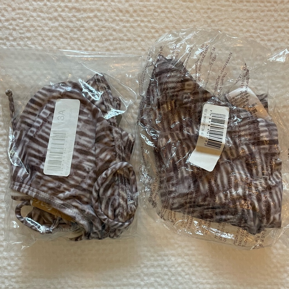 NWT Reef Bikini Set - Picture 9 of 9